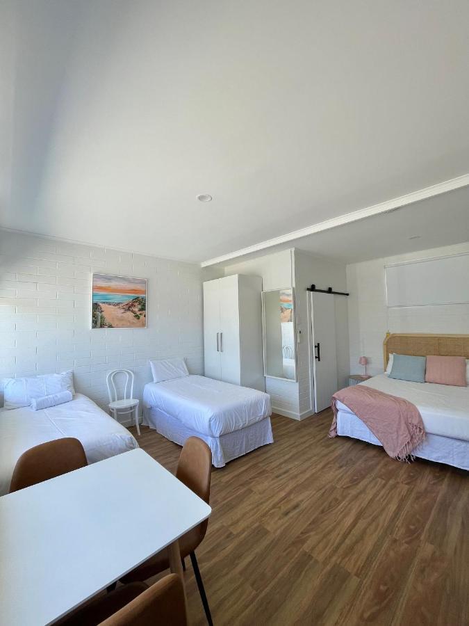 Harbour View Motel Роуб Екстериор снимка