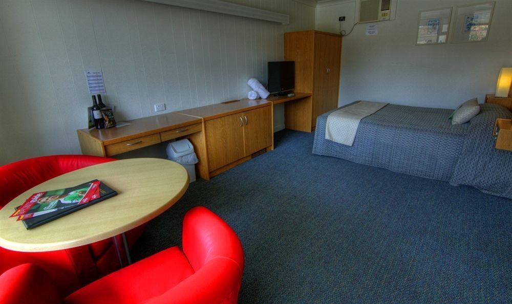 Harbour View Motel Роуб Екстериор снимка